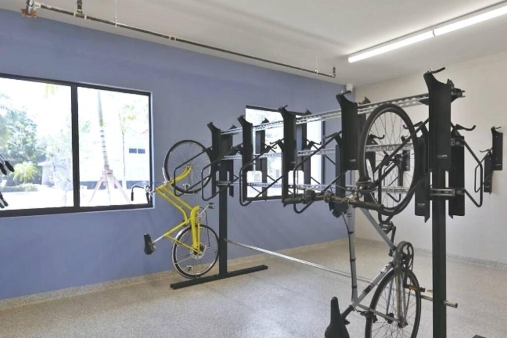 Luxe & Cozy 3Beds,2Rooms,Ev Gym Near Beaches&Downtown Wpb เวสต์ปาล์มบีช ภายนอก รูปภาพ