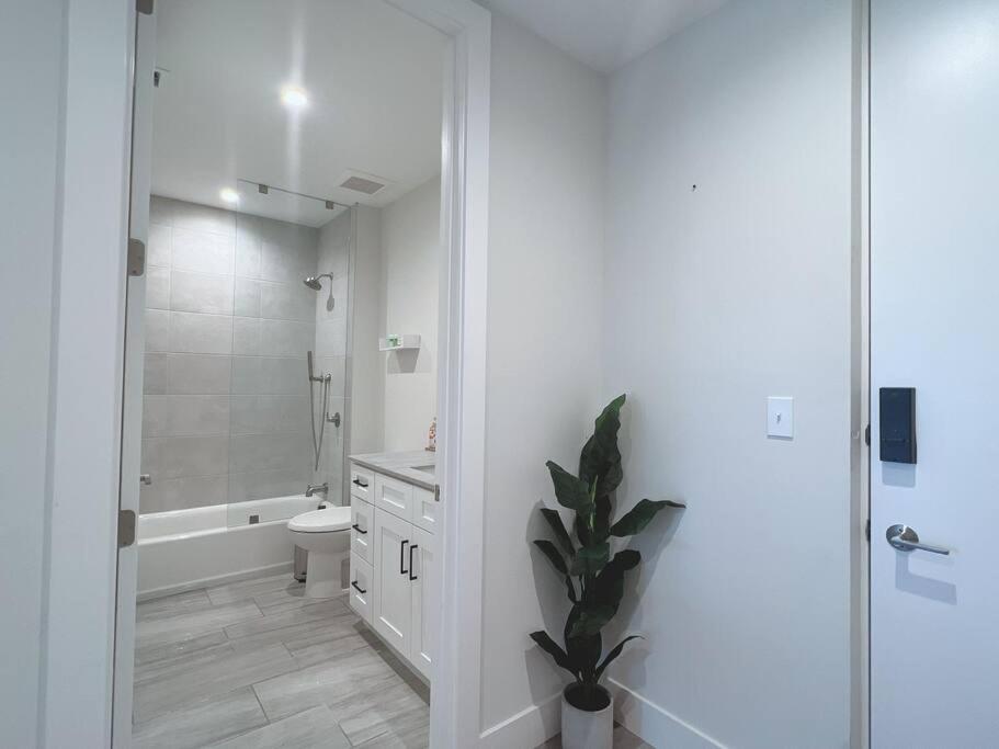 Luxe & Cozy 3Beds,2Rooms,Ev Gym Near Beaches&Downtown Wpb เวสต์ปาล์มบีช ภายนอก รูปภาพ